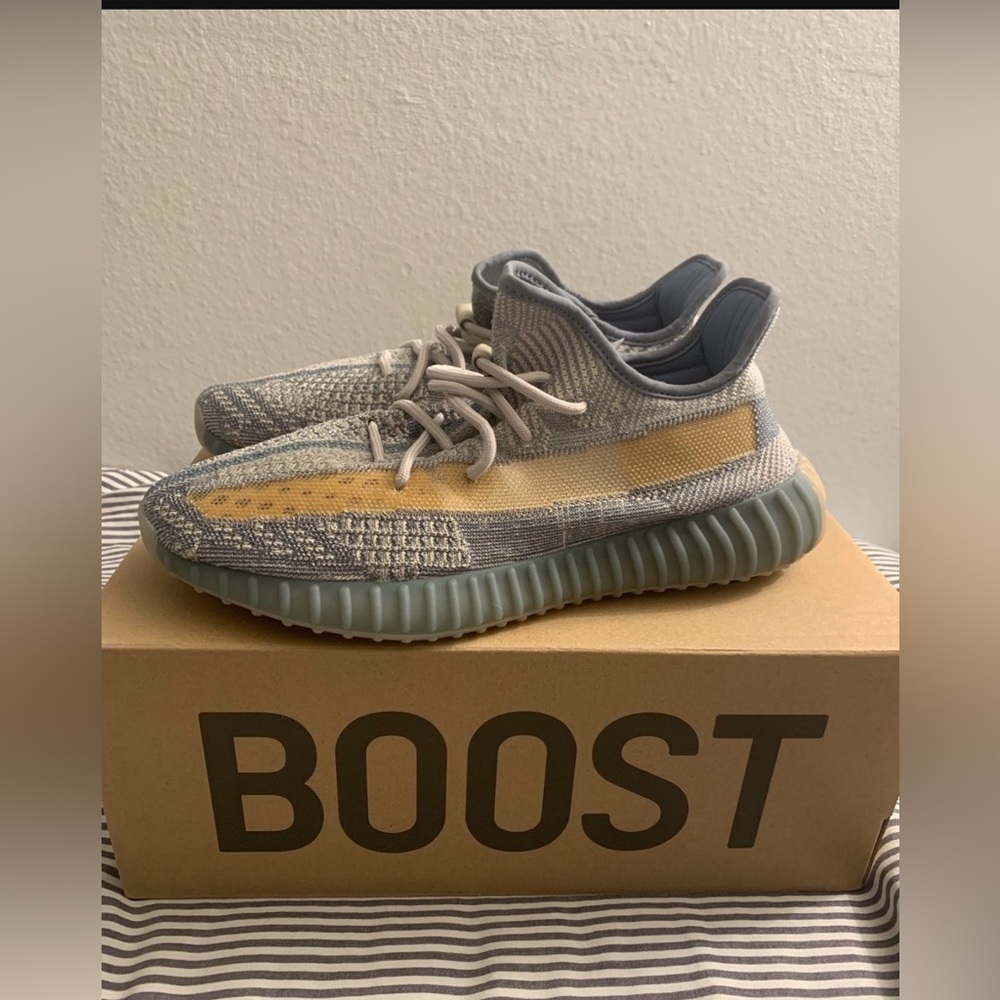 Brand new YEEZY BOOST 350 V2 ISRAFI Size 11.5